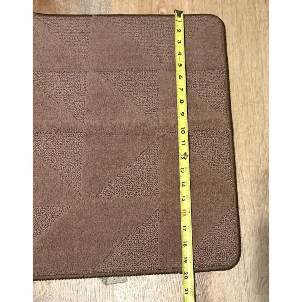 20” X 30” Bath Mat Brown